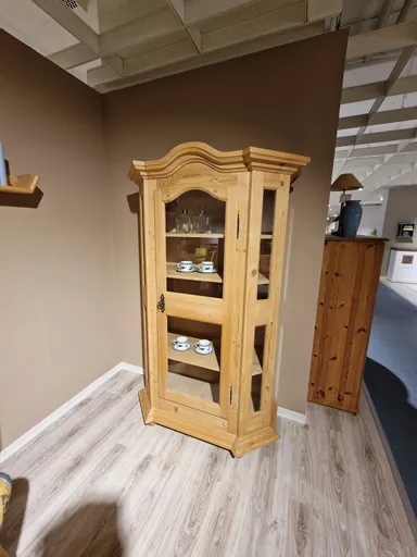 Schrank Tüssling